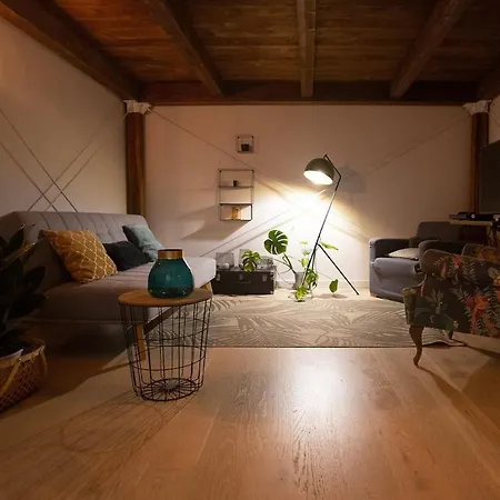 Castiglione35home, Bologna's Historic Center